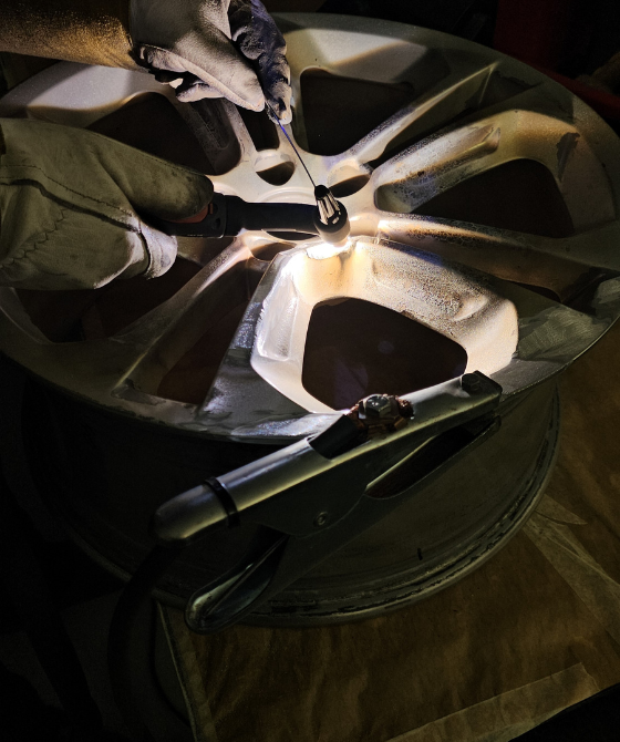 Ratlankių skilimų suvirinimas